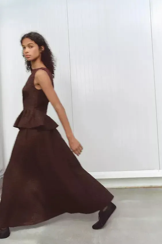 Жаккардовая юбка миди ZARA Жаккардовая юбка миди ZARA