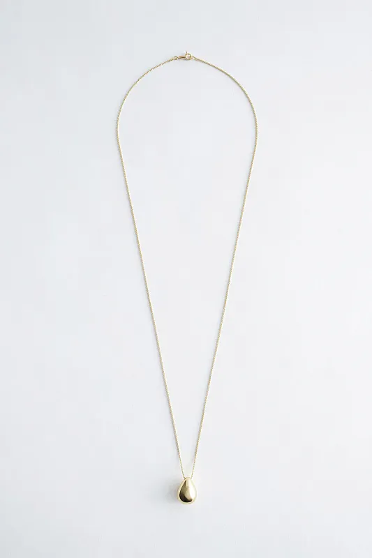 Длинное колье-цепочка с подвеской-каплей Длинное колье-цепочка с подвеской-каплей