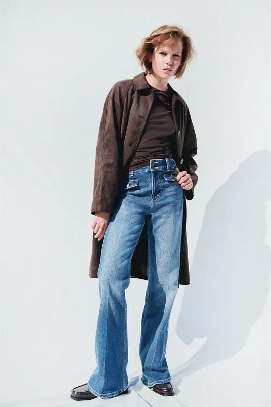 Расклешенные джинсы с высокой посадкой Расклешенные джинсы с высокой посадкой